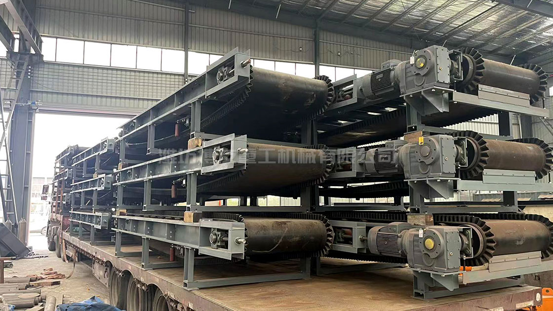 唐銀鋼鐵帶式給料機發貨現場